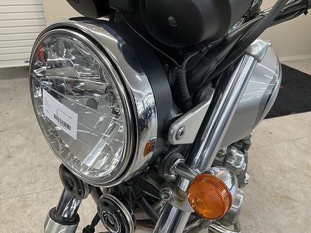 ホンダ CB1100 CB1100【グリップヒーター・エンジンガード他カスタム☆】 37