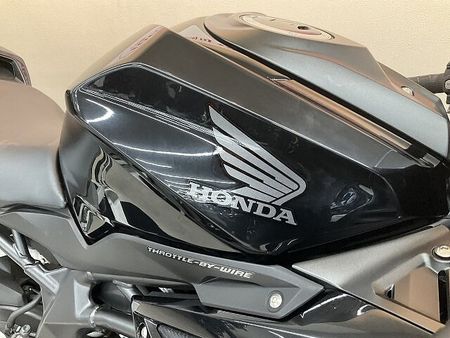ホンダ CBR250RR (MC51) CBR250RR【マルチバー・USBソケット装備】!! 14