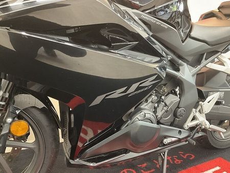 ホンダ CBR250RR (MC51) CBR250RR【マルチバー・USBソケット装備】!! 24