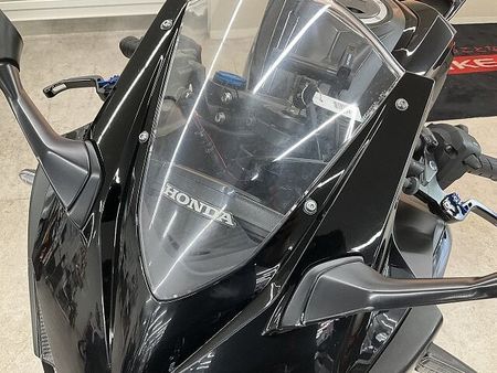 ホンダ CBR250RR (MC51) CBR250RR【マルチバー・USBソケット装備】!! 37