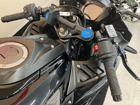 ホンダ CBR250RR (MC51) CBR250RR【マルチバー・USBソケット装備】!! 10
