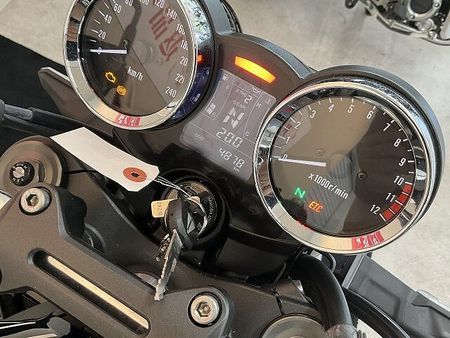 カワサキ Z900RS Z900RS【グラブバー・スライダー】 9