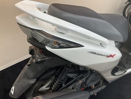 ヤマハ シグナスX シグナスX【通勤通学に便利な125?スクーター☆】!! 15