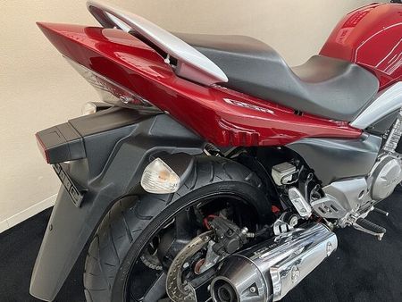 スズキ GSR250 【マル得車両】GSR250 ノーマル 2014年モデル 17