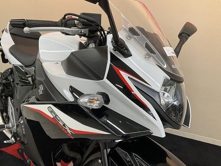 スズキ GSX250R GSX250R【マルチバー・USBソケット】!! 10
