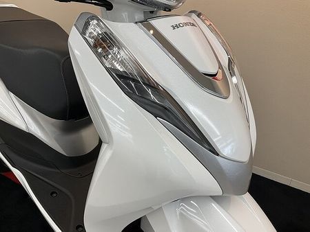 ホンダ リード125 リード125【低走行の1台☆スマートキー採用モデル】!! 11