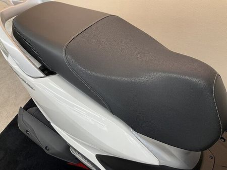 ホンダ リード125 リード125【低走行の1台☆スマートキー採用モデル】!! 15