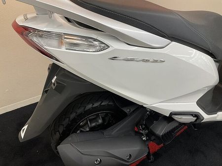 ホンダ リード125 リード125【低走行の1台☆スマートキー採用モデル】!! 19