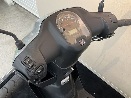 ホンダ タクト タクト【通勤通学に便利な50?スクーター☆】!! 28