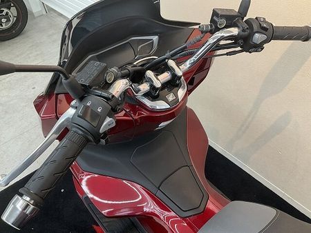 ホンダ PCX125 PCX【マフラーカスタム☆】 24