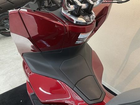 ホンダ PCX125 PCX【マフラーカスタム☆】 25