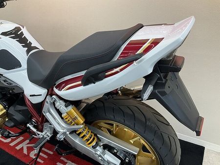ホンダ CB1300スーパーボルドール CB1300スーパーボルドール【上位グレードの”SP” 30th Anniversary】 28