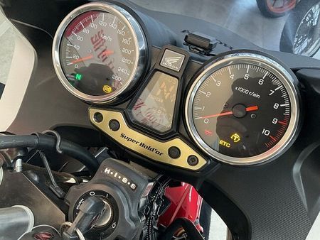ホンダ CB1300スーパーボルドール CB1300スーパーボルドール【上位グレードの”SP” 30th Anniversary】 9