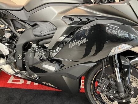 カワサキ ZX-25R ニンジャZX-25R SE【人気の250?4気筒フルカウルスポーツ☆】!! 13