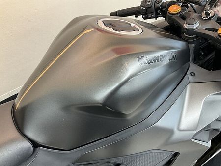 カワサキ ZX-25R ニンジャZX-25R SE【人気の250?4気筒フルカウルスポーツ☆】!! 15