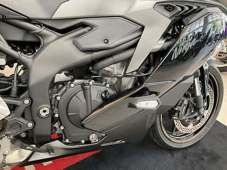 カワサキ ZX-25R ニンジャZX-25R SE【人気の250?4気筒フルカウルスポーツ☆】!! 21