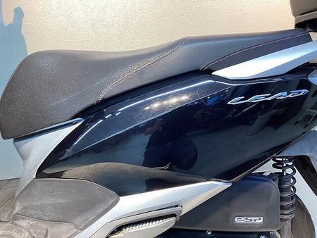 ホンダ リード125 リード125 リアボックス付き!! 32