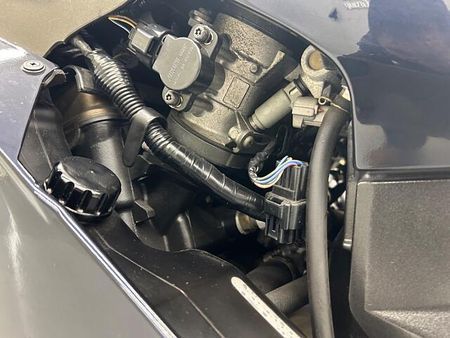 カワサキ ZX-12R 15