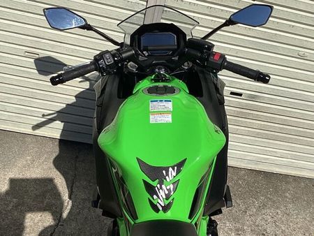 カワサキ ニンジャ 650 18