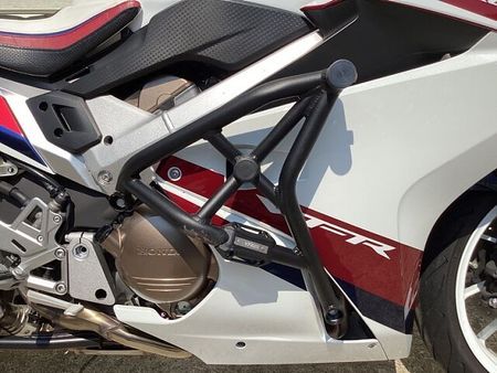 ホンダ VFR800F 3