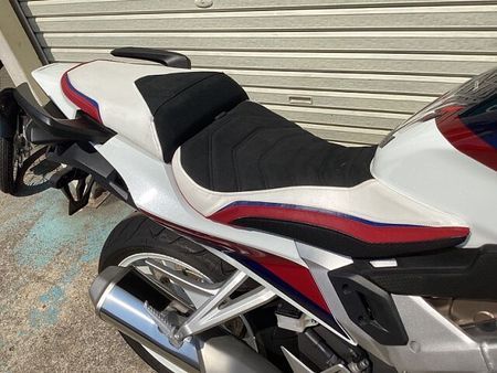 ホンダ VFR800F 5