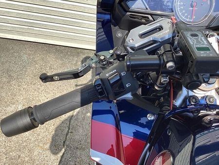 ホンダ VFR800F 11