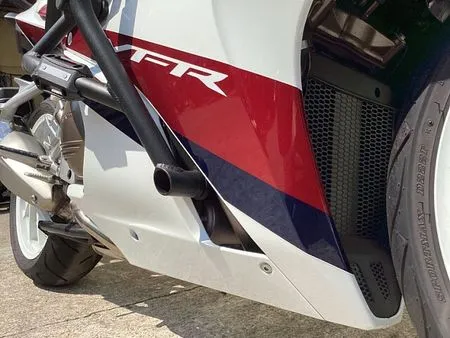 ホンダ VFR800F 14