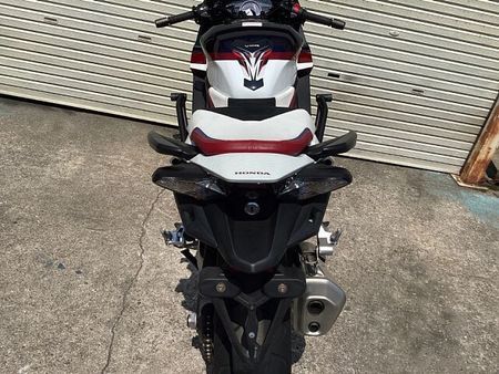 ホンダ VFR800F 17