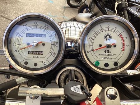 ヤマハ SR400 22