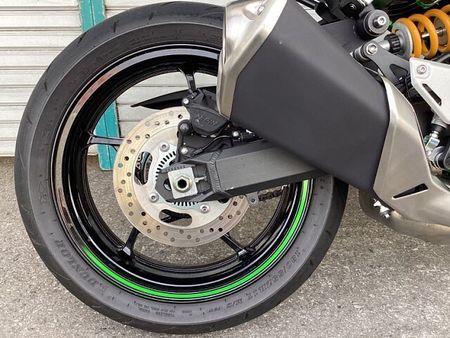 カワサキ Z900 25