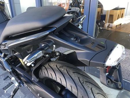 BMW G310R 店頭現車無し、要取り寄せ車両。 9