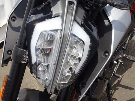 KTM 390 DUKE 5