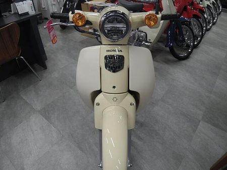 ホンダ スーパーカブ50 在庫有ります。即納出来ます。 4