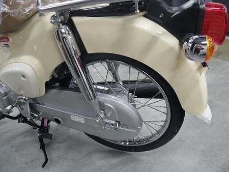 ホンダ スーパーカブ50 在庫有ります。即納出来ます。 11