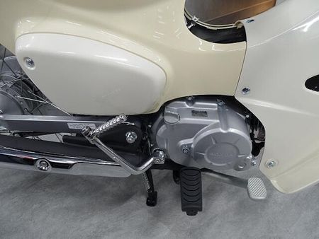 ホンダ スーパーカブ50 在庫有ります。即納出来ます。 17