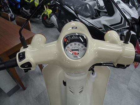 ホンダ スーパーカブ50 在庫有ります。即納出来ます。 20