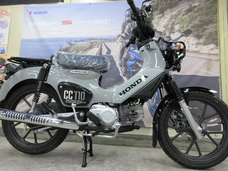 ホンダ クロスカブ110 フロントディスクブレーキで安全!低燃費エンジン! 1