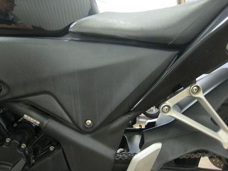 ホンダ CBR250R (2011-) 原付から大型車まで新車・中古車を多数取り揃えています!ウェビックを見たと言って下さい! 19