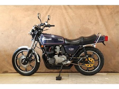 カワサキ Z400FX/Z400J 時代は2気筒から4気筒の400へ!大柄な車体とエッジの効いたカワサキの角型ゼット! 11