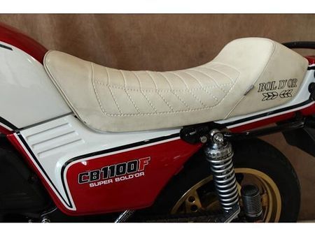 ホンダ CB1100F 2.9%低金利ローン実施中!2〜10年の残価設定ローンもスタート!法人名義もご相談下さい。 13
