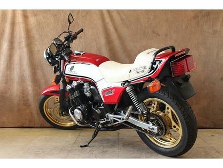 ホンダ CB1100F 2.9%低金利ローン実施中!2〜10年の残価設定ローンもスタート!法人名義もご相談下さい。 18