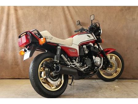 ホンダ CB1100F 2.9%低金利ローン実施中!2〜10年の残価設定ローンもスタート!法人名義もご相談下さい。 19