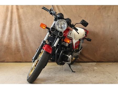 ホンダ CB1100F 2.9%低金利ローン実施中!2〜10年の残価設定ローンもスタート!法人名義もご相談下さい。 10