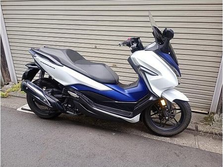 ホンダ フォルツァ 距離もまずまずまだまだ元気、ホンダが誇るフラッグシップスクーター 1