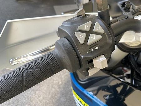 ハスクバーナ NORDEN 901 Expedition 22