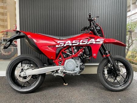 ガスガス SM700 4
