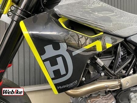 ハスクバーナ 701 SUPERMOTO 14