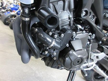 ヤマハ XSR900 ご来店日時(3日先まで)が確定していれば無料にて取り置きさせていただきます。 18