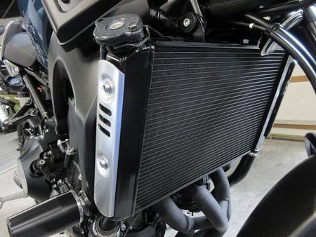 ヤマハ XSR900 ご来店日時(3日先まで)が確定していれば無料にて取り置きさせていただきます。 9