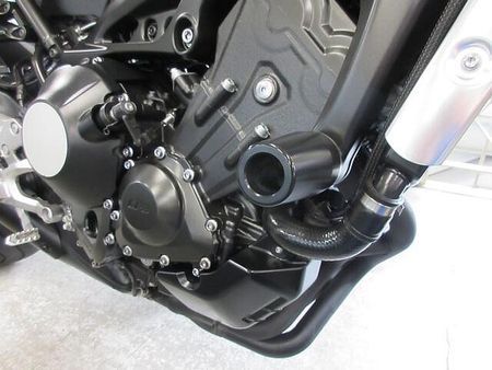ヤマハ XSR900 ご来店日時(3日先まで)が確定していれば無料にて取り置きさせていただきます。 10